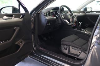 Volkswagen Passat 2021 2,0 TDI BUSINESS