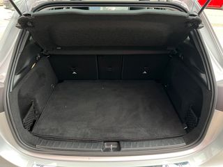 Mercedes-Benz GLA 180d 2022
