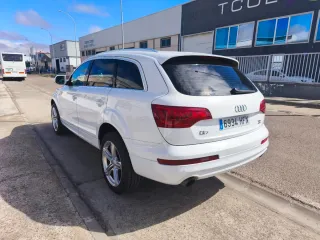 Audi Q7 2011
