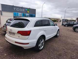 Audi Q7 2011