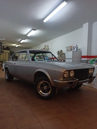 SEAT 124 Sport 1800