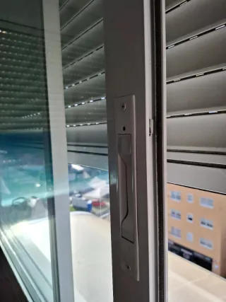 Ventanas correderas con persiana