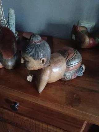 5 unidades Figuras de madera coleccionables