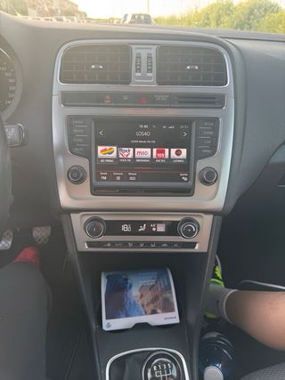 Volkswagen Polo 2015
