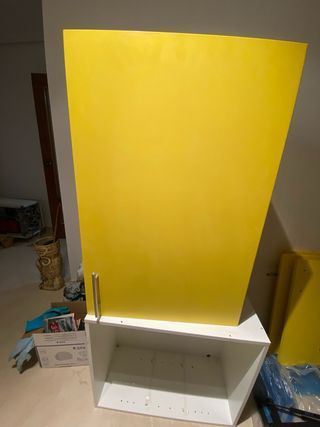 Módulo armario cocina blanco y amarillo