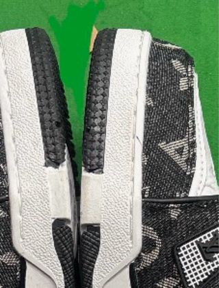Zapatillas Louis Vuitton Blancas y Negras