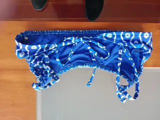 Bikini Azul y Blanco Talla 32