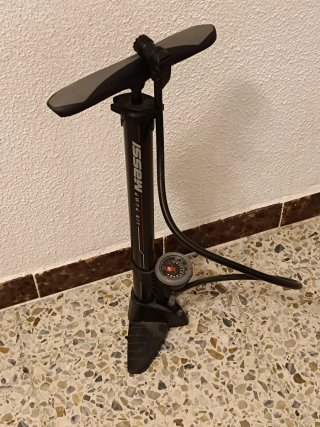Bici Massi XL 22v. Frenos Disco Bloqueo Suspensión