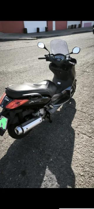 Yamaha X-MAX 125cc Maxi Scooter