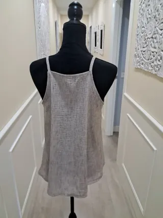 Camisa sin manga  talla única y de Mango  Talla Xl