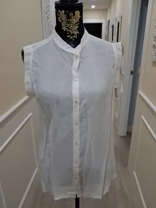 Camisa sin manga  talla única y de Mango  Talla Xl