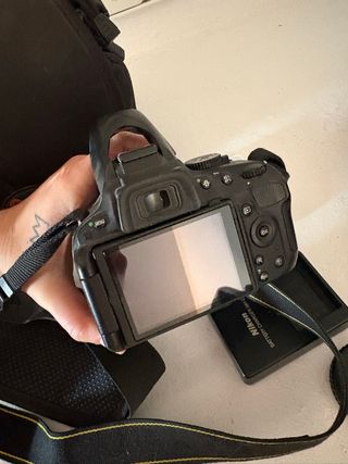 Nikon D5100 + 2 Lentes VR + Mochila