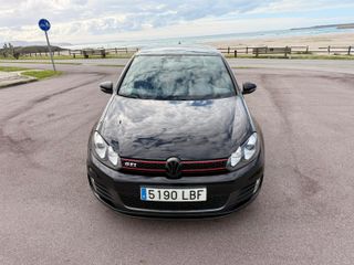 Volkswagen Golf GTI VI Adidas Edition
