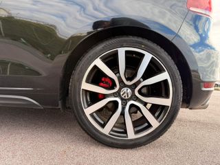 Volkswagen Golf GTI VI Adidas Edition