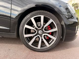 Volkswagen Golf GTI VI Adidas Edition