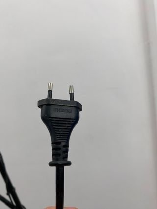 Lámpara de pie negra y blanca