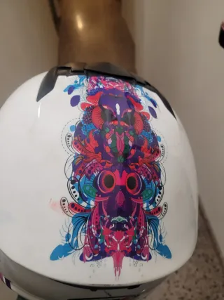 Casco SHIRO niña blanco y morado