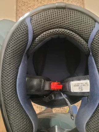 Casco SHIRO niña blanco y morado