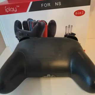 Controller Compatibile Pro per Switch + Stazione