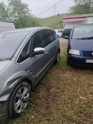 Ford S-MAX 2010
