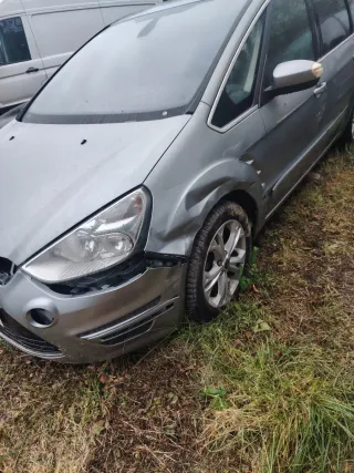Ford S-MAX 2010