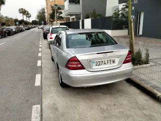 Mercedes-Benz Clase C 2006