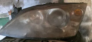 Faros Xenón Ford