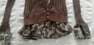 Blusa marrón con estampado animal