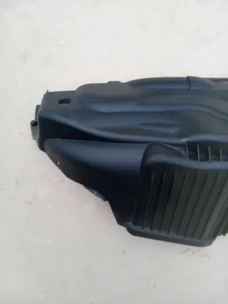 Tapa motor parte  trasera bmw n47