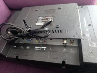 TV Nevir 22 con Mando