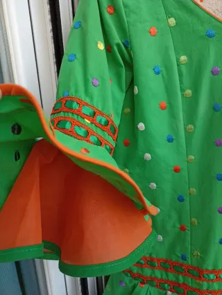 Vestido de flamenca verde con lunares