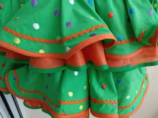 Vestido de flamenca verde con lunares