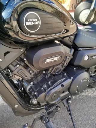 Keeway Benda V302C Negra 300cc