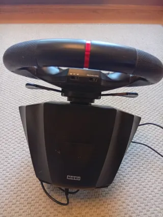 Volante Hori PS4 con Pedales