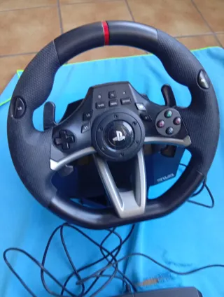 Volante Hori PS4 con Pedales