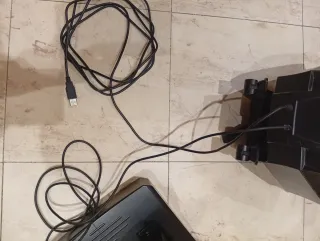Volante Hori PS4 con Pedales