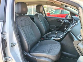 Opel Astra 1.4T Selective 5P