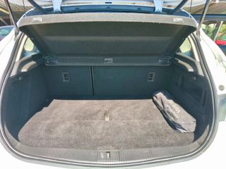 Opel Astra 1.4T Selective 5P