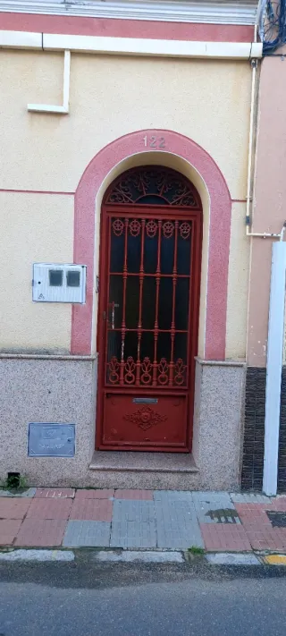 Puerta de hierro forjado con barrotes de 80cm