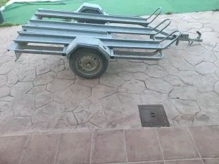 Se alquila Remolque para motos/bicis/quads