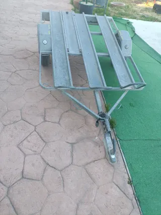 Se alquila Remolque para motos/bicis/quads