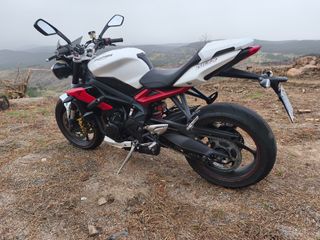 Triumph Street Triple 675 R ABS 2016