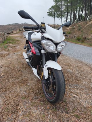 Triumph Street Triple 675 R ABS 2016