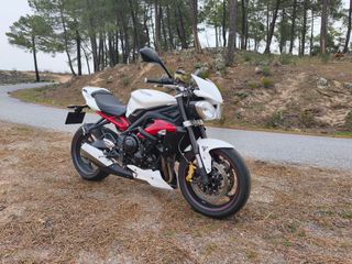 Triumph Street Triple 675 R ABS 2016