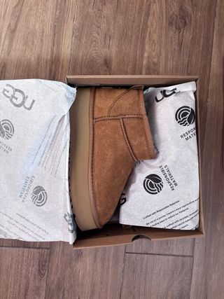 Botines antelina mujer. Muy buena imitación UGG