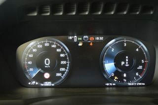VOLVO XC90 B5 Momentum Pro 7pl. AWD Aut.