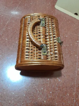 Bolso o joyero de mimbre vintage