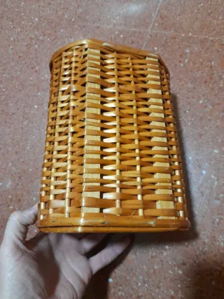 Bolso o joyero de mimbre vintage