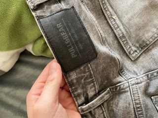 Pantalón vaquero gris Pull and Bear