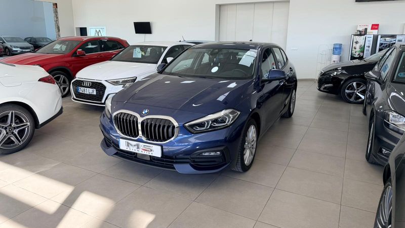BMW Serie 1 2020, foto 1